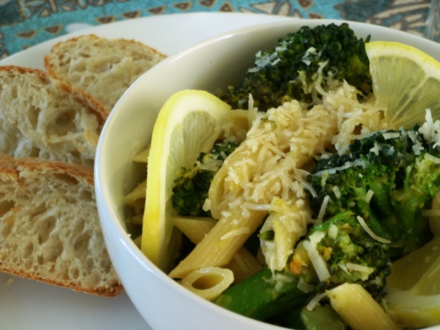 Light and Lazy: Lemon Broccoli Pasta