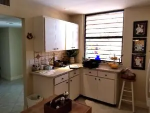 Photo of cramped Bradenton kitchen